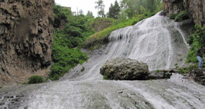 Ջերմուկի մեծ ջրվեժը` «Ջրահարսի վարսեր»